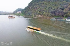 [느린 풍경] 백마강 건너 또 하나의 백제… 새 이야기를 부여하다