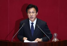 신영대 민주당 의원, 태양광 사업 뇌물·여론조작 재판행
