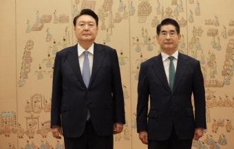 [속보] '불법계엄 주도' 김용현 전 장관 구속... 법원 
