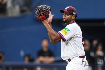 '키움' 알칸타라, 친정 두산에 '비수'...KBO 복귀전 6이닝 무실점 승리투수