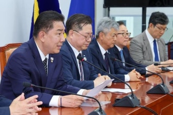 더불어민주당 김병기 대표, 이재명 대통령 대북 송금 의혹 정치검찰 이재명 죽이기 공작 즉각 재수사 필요 강조