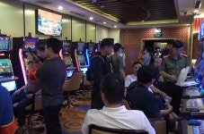 한국인 총책 128억 들고 도피... 베트남 비밀 도박장 일당 기소