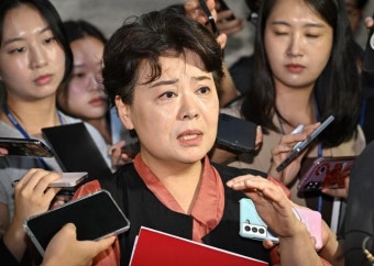 윤희숙 “전한길 판 깔아준 중진도 징계해야”… 당대표 출마설은 일축