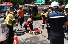 '폭염 속 맨홀 질식' 또… 작업자 1명 사망, 1명 의식불명