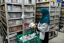 트럼프, 글로벌 제약사에 60일 안에 미국 내 약값 내려라