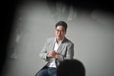 뇌과학자 장동선 어머니를 가해자로 인정하기까지 20년이 걸렸다[인터뷰]