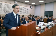 사의 표명 노만석 저격한 정성호 