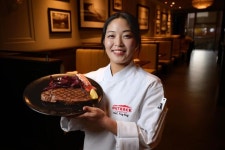 200대 1 뚫고, 스테이크 마스터 오른 아웃백 그녀는 [New & Good]