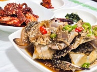 어딜가나 꽃게, 돌게 한가득… 인심 푸짐한 여수 게장 백반 [여행카세]