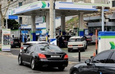 주유 대란 와중 새치기 차주에 흉기 위협… 30대 남성 체포