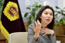 최호정가위소리 | 최호정 "공천 비리 김경, 개인 일탈… 공적 책임 무겁게 받아들여야"