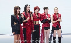 쥬얼리, 20년 만 완전체 무대… 서인영·조민아 불화설 종결