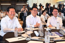 김민석·정청래·송영길, 금주 출마 선언 릴레이··· 당권 경쟁 본궤도 오른다