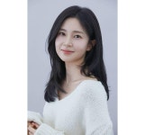 백진희, 열애설 없이 깜짝 결혼… 캐나다 거주 직장인과 화촉