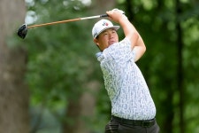 임성재 PO 2차전 첫날 공동 12위... 최종전 진출 기대감 높여