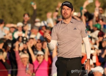 닉 테일러, WM피닉스오픈 연장 우승...김시우 12위