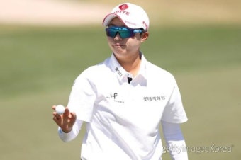컴퓨터 샷 앞세운 김효주, 포드챔피언십 4위로 상승