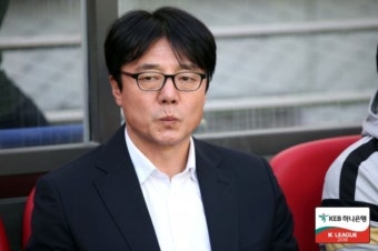 서울, 황선홍 감독 자진 사퇴… 이을용 감독 대행 선임