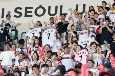 LG, 프로스포츠 최다 13번째 100만 관중 돌파 이벤트