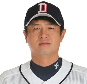 두산, 2019 코칭스태프 구성 완료...권명철 수석코치