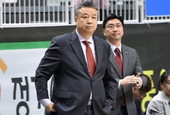 승장 삼성생명 임근배 감독 