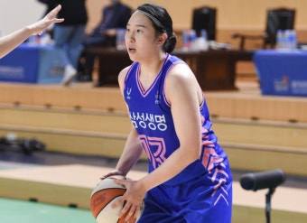 '김단비 29점 폭발' 삼성생명, BNK에 97:87 승리