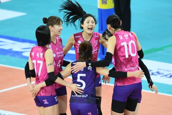 현대건설, 3-0 완승으로 흥국생명 완파…V-리그 여자부에서 주목할 만한 성과
