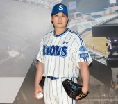 삼성, 새로운 올드 유니폼 출시...첫 한국시리즈 우승했던 기억