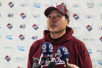 키움, 홍원기 감독과 3년 총액 14억 원에 재계약...한국시리즈 이끈 성과 높이 평가