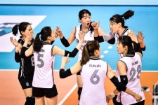 '공격 결정력의 차이' 한국 여자배구, 베트남에 2:3 리버스스윕패