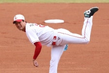 SSG 김광현, 대만 푸방 상대로 첫 평가전 등판 2이닝 1실점...경기는 0:4 완패