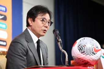 '운동장에서 일어난 일은 운동장에서 풀어야' 황선홍 감독, 이강인·손흥민 함께 태국전 대표팀에 선발