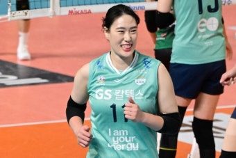 흥국생명, FA 최은지 영입…내부 FA 이원정·김미연도 붙잡아