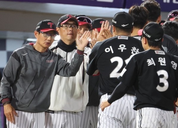 LG, 12번째 통산 600승 달성…염경엽 감독의 업적