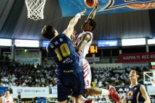 [KBL 파이널2] 3점 3방에 인유어페이스, 완벽한 잭슨 파티