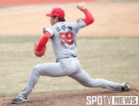 승리 발판 SK 김주한 팀 연패 막겠다는 마음으로 던졌다