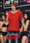[오피셜] 최홍만, 로드FC 떠나 엔젤스 파이팅과 계약…11월 출전