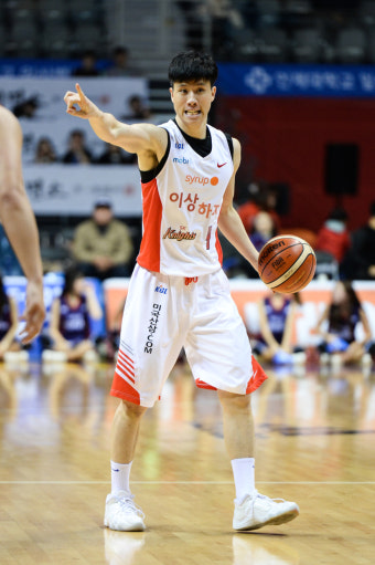 [KBL] 울산 현대모비스 류영환↔ 서울 SK 박형철 트레이드