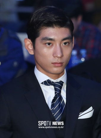 [2017 KBO 시상식] '이변 없다' 이정후, 10년 만의 고졸 순수 신인왕