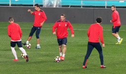 [SPOx세르비아전] 새 감독 포백에 만족한 세르비아 선수들, “익숙하고 편한 전술”