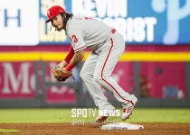 내야 보강 샌디에이고, 헤들리에 이어 갈비스 영입