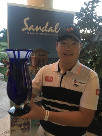 ‘데뷔전 우승’ 임성재, “기쁨에 취해있지 않을 것···꼭 PGA 투어 티켓 얻겠다”