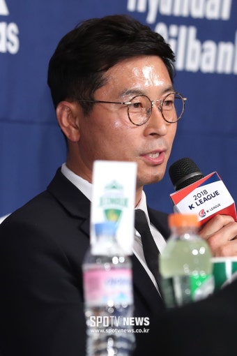 [포토S] 김도훈 감독, 