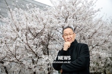 [포토S] 박기원 감독, 우승으로 완성한 봄배구