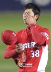 LG 이틀 연속 9회 4-3 끝내기 승리…KIA 4연패