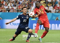 [월드컵 리뷰] '0-2→3-2' 벨기에, 일본에 대역전승 끝 8강 진출