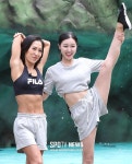 [포토S] 포즈 취하는 휠라핏 이은옥-윤유정 참가자