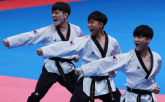 [아시안게임] 태권도 종주국 한국, 품새에서 금2 은1 동1