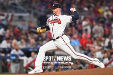 ㈜뉴컴 | [NLDS] 애틀랜타 선발 뉴컴, 다저스 상대 2⅔이닝 2실점