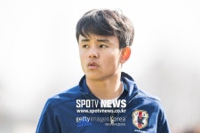[U-19 REVIEW] 구보 환상 결승 골 일본, 10명 북한 5-2로 제압…조 1위 올라